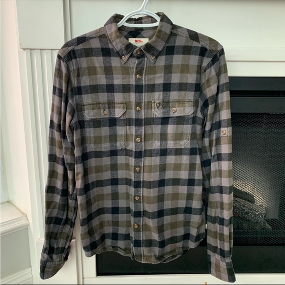 Fjallraven Men’s Skog Plaid Flannel Shirt - Picture 1 of 3